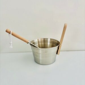 eliga steel bucket with wooden ladle